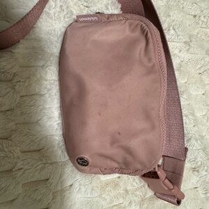 Lululemon belt bag